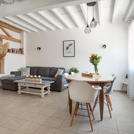 La Maison Des Delices Dosches 外观 照片